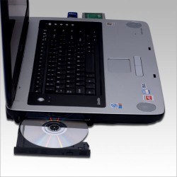 TOSHIBA SATELLITE P35 Sous Windows 7 - Ram 2 Go - 092802 photo 5