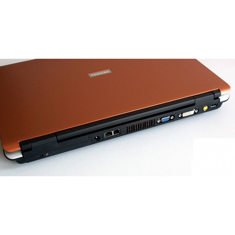 Lot De Pièces Détachées Pour PC Portable Toshiba Satellite P100 / Protege R930